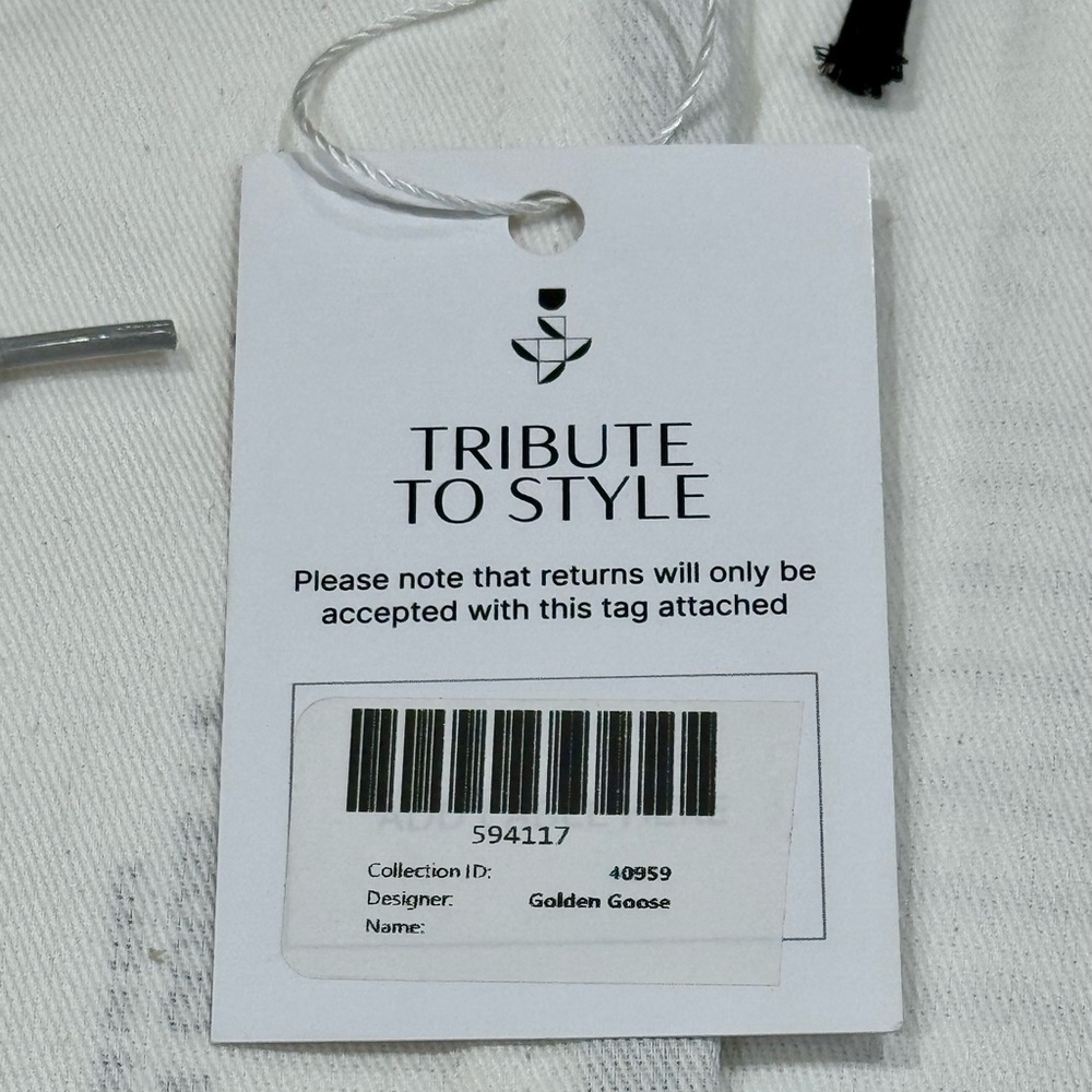 Golden Goose White and Silver Distressed Ball Star - NIB - Picture 10 of 12